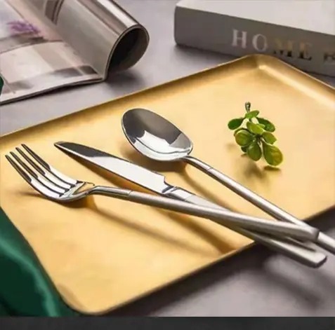 Large Dinner Knife – Golden/champagne Collection
